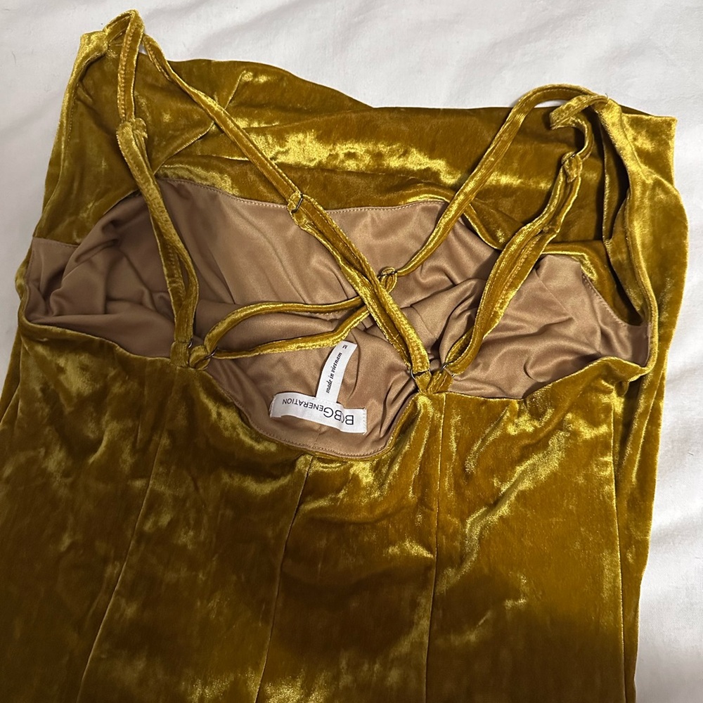 Bcbg velour gold/yellow midi dress size M strappy